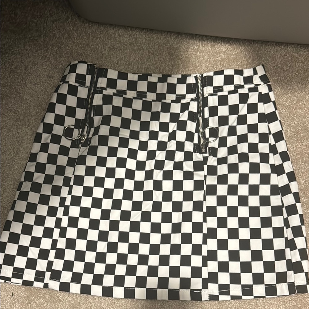 Checkered mini skirt
